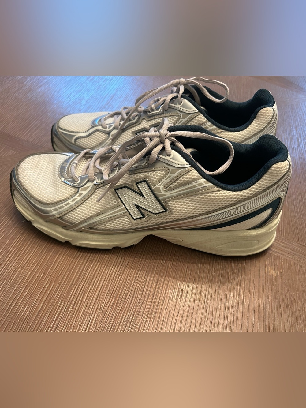 New Balance 740 Men’s White / Forest Green interior Shoes. Size 13